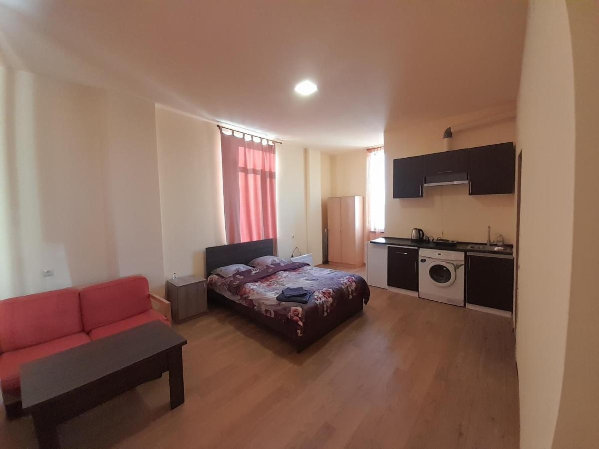 יירבאן Art Guest House In Kaskad מראה חיצוני תמונה