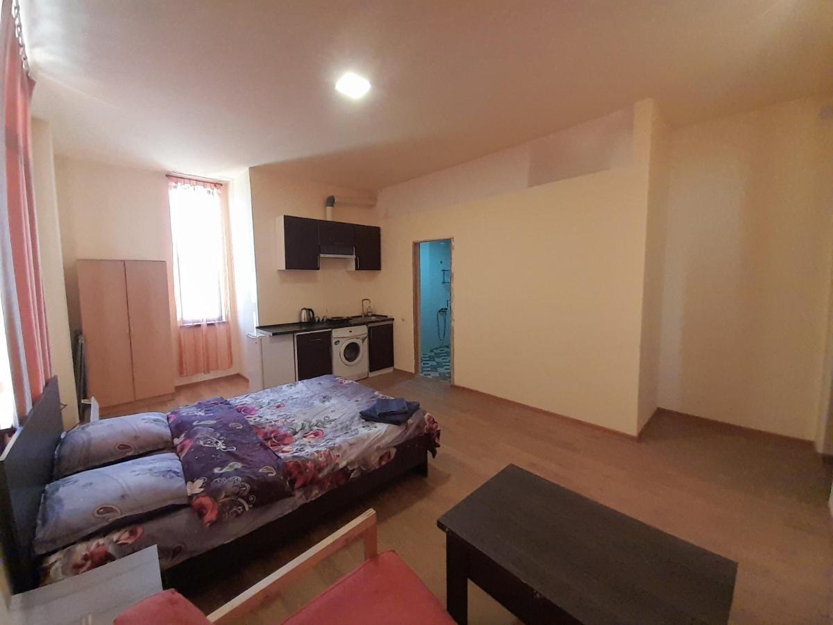 יירבאן Art Guest House In Kaskad מראה חיצוני תמונה